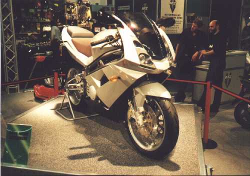 1000s2.jpg (24982 bytes)