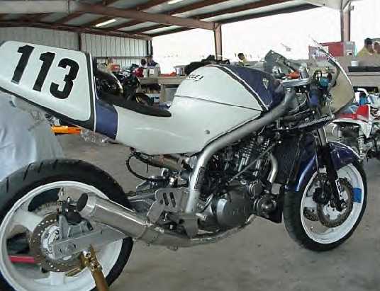 racer.jpg (33479 bytes)